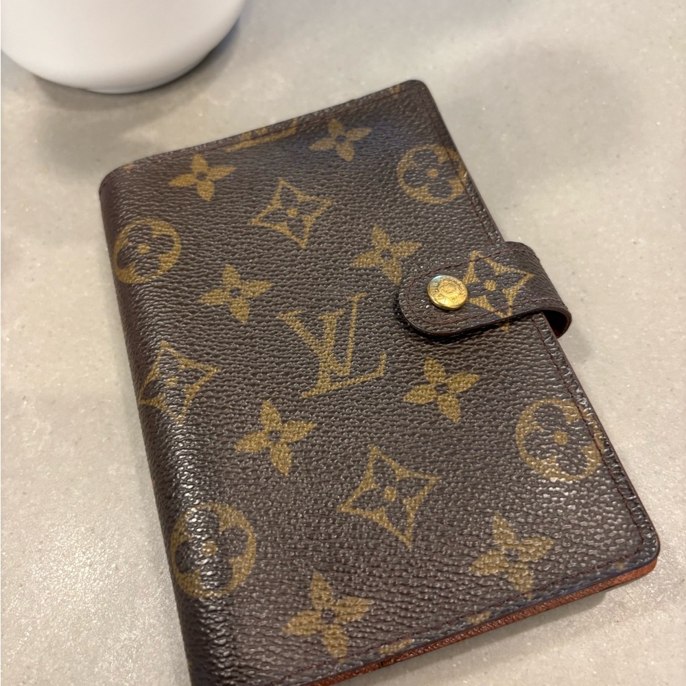LV Tan Leather Organizer - Picture 6 of 7